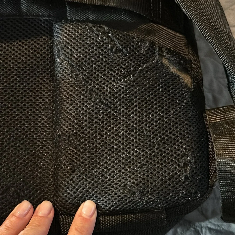 London fog backpack - Picture 8 of 9